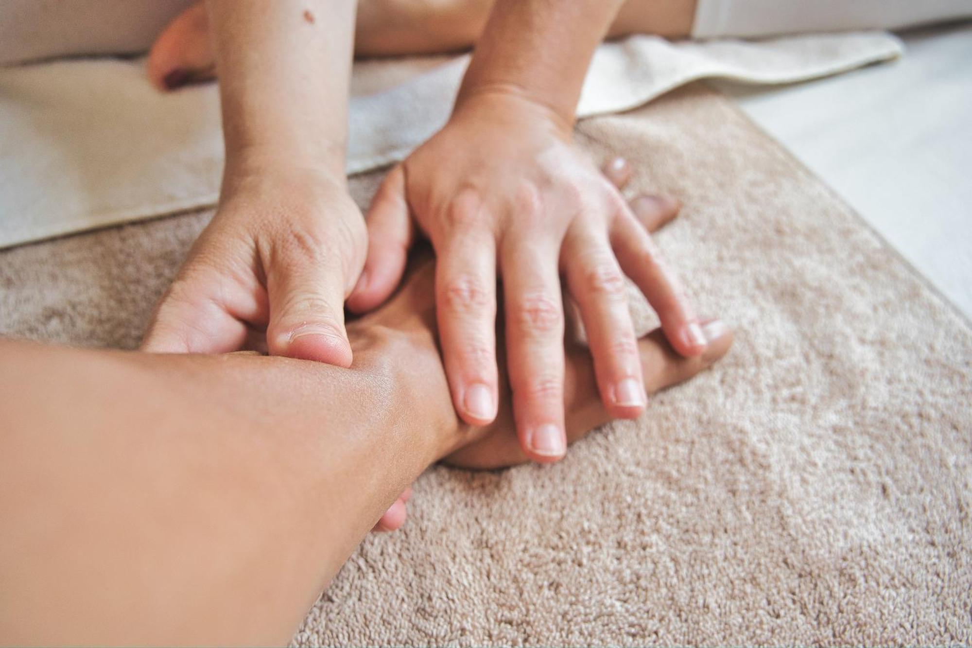 Le Chalet Du Blanc Spa Yoga アイヨン・ル・ジュンヌ エクステリア 写真