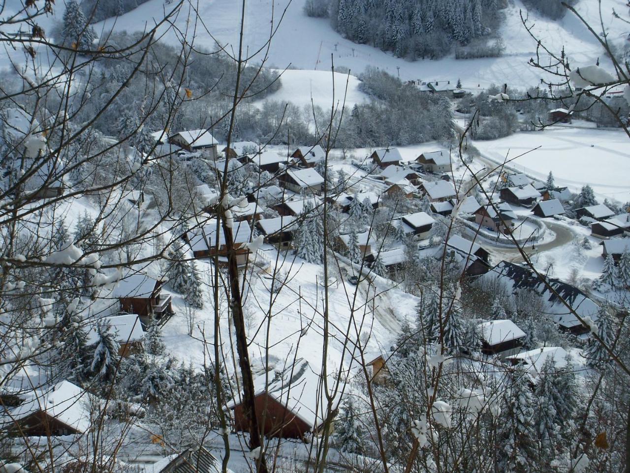 Le Chalet Du Blanc Spa Yoga アイヨン・ル・ジュンヌ エクステリア 写真