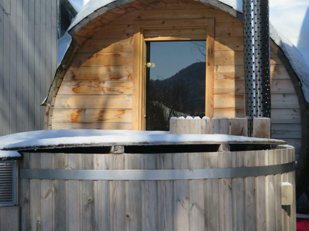 Le Chalet Du Blanc Spa Yoga アイヨン・ル・ジュンヌ エクステリア 写真